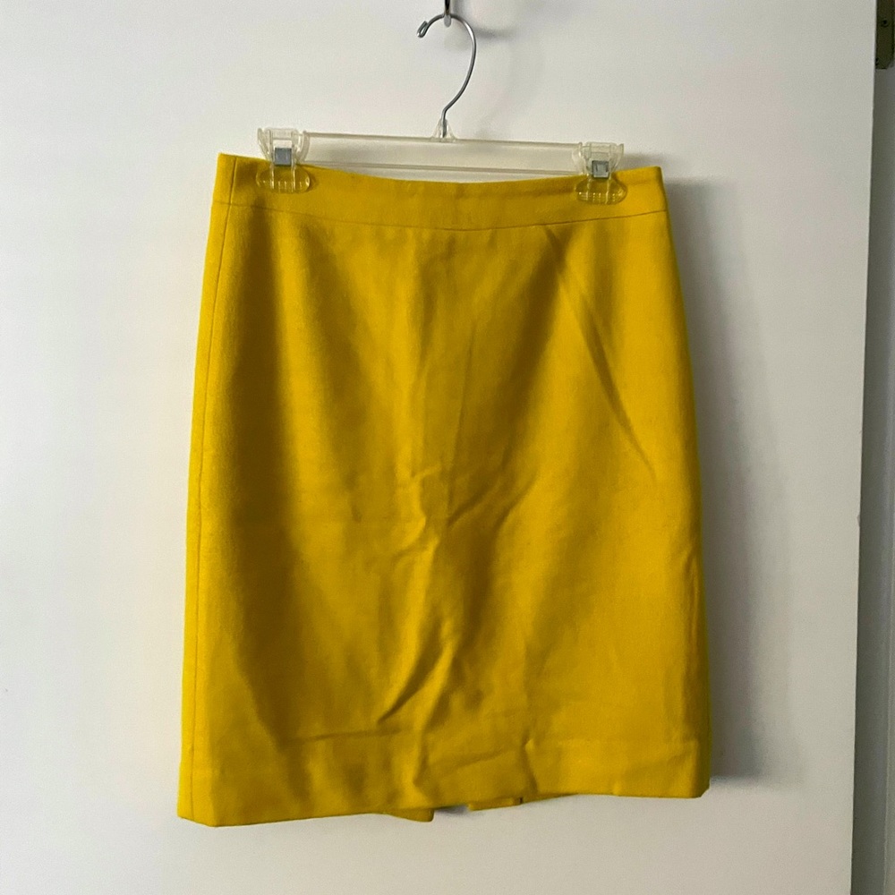 Yellow wool pencil skirt